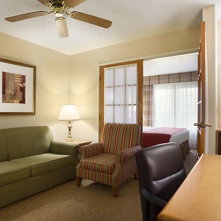 Country Inn & Suites By Radisson, Columbus Airport, Oh Exterior foto